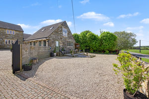 Darley Road Stone Edge